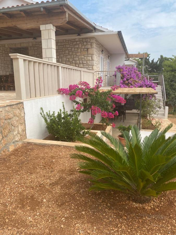 Apartma Casa Fortuna Sveta Nedelja (Hvar)
